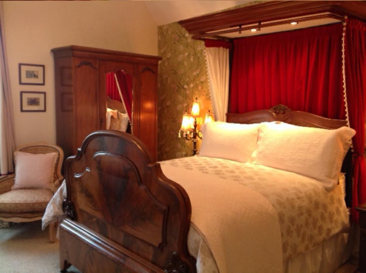 לינה וארוחת בוקר Westgate Manor מראה חיצוני תמונה